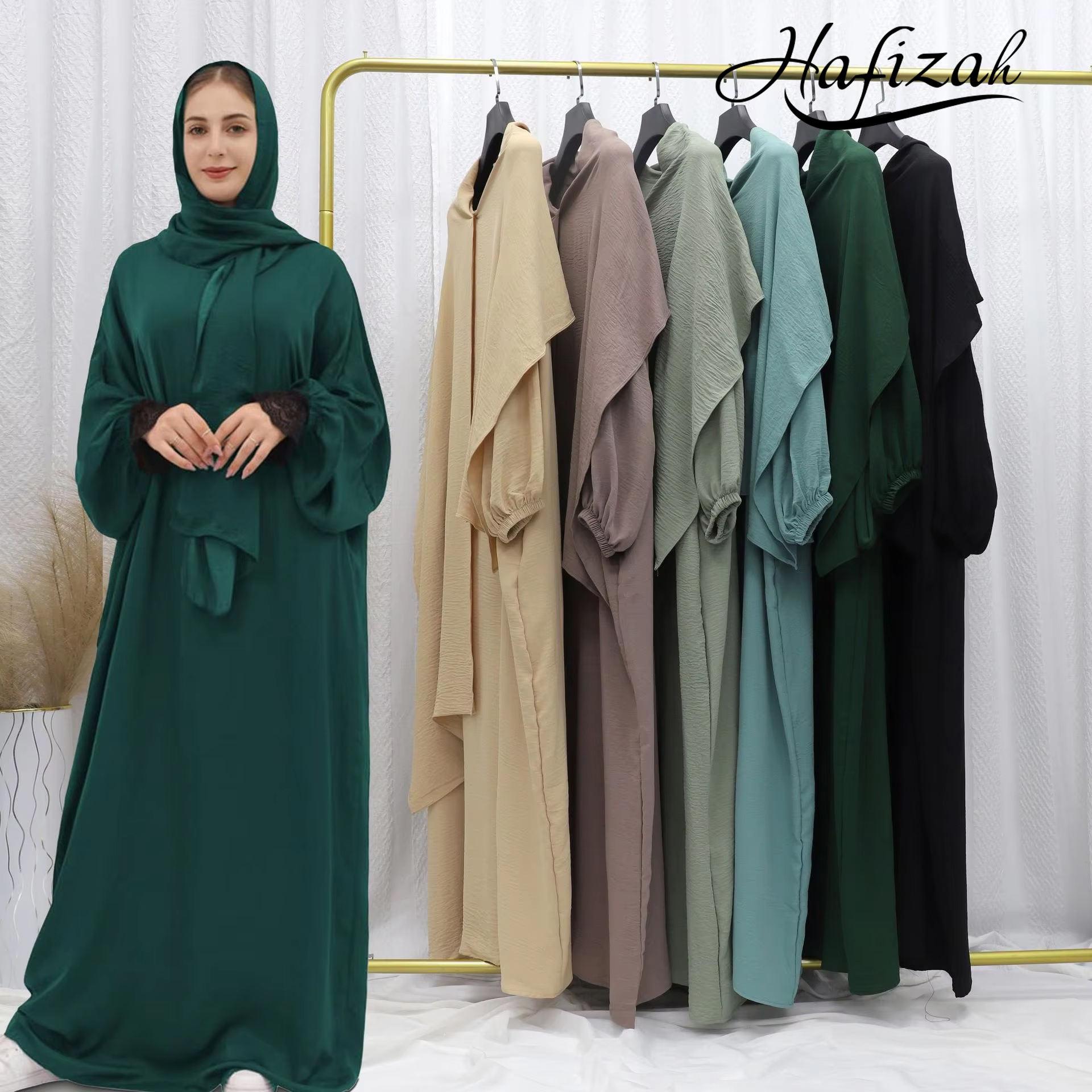 Flowing One Size Abaya – Modest Loose Fit Muslim Maxi Dress with Wide Sleeves for Women