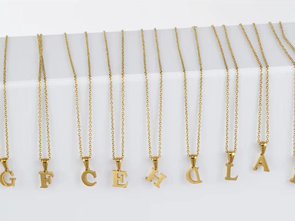 Name Initial Necklace A-Z 26 Letters Pendant 316L Stainless Steel 18k Gold Plated Jewellery Women Neck Choker Couple Gift